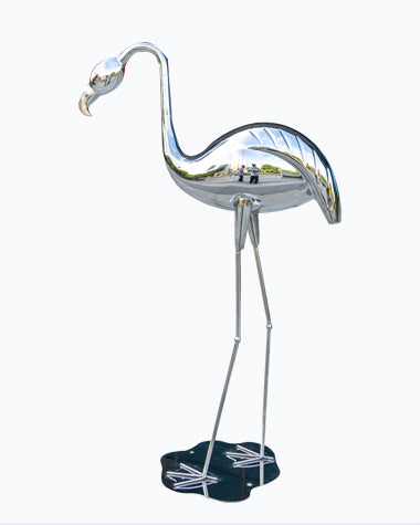 Creative steel flamingo sculpture for garden decoration